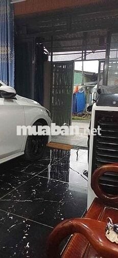 ngộp bán gấp nhà shr 5*18 2ty7 chốt
