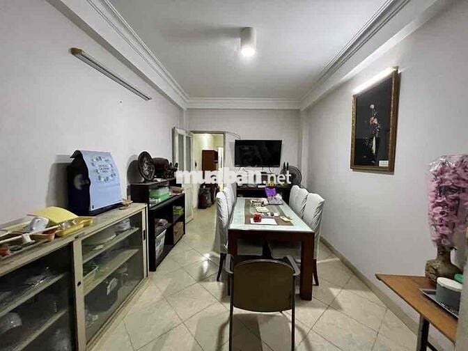 Mặt phố Tân Ấp, kinh doanh, 42m2, 4 tầng, giá 11.9 tỷ