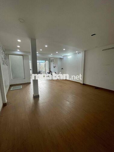 Nhà MT đường số 53 5.4x20m trệt 3 lầu 6PN rộng