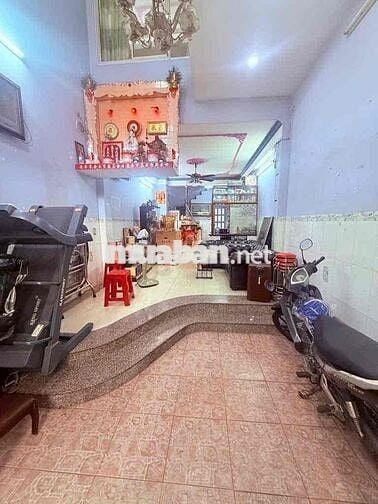 Bán Nhà Hẻm 4m Lạc Long Quân 5 tầng 7.7Tỷ phường 13 Q11