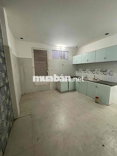 Nhà MT đường số 53 5.4x20m trệt 3 lầu 6PN rộng