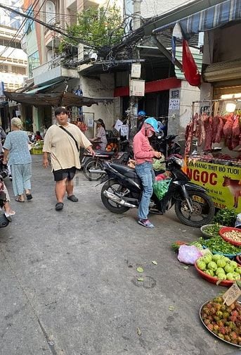 Mặt bằng kinh doanh chợ Phú Nhuận