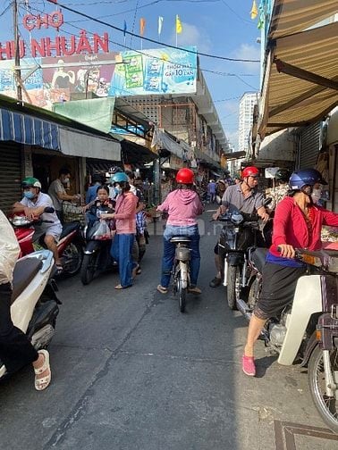 Mặt bằng kinh doanh chợ Phú Nhuận
