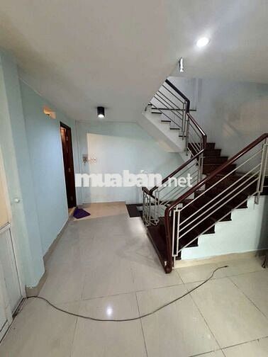Nhà 7m x 10, lững , 2 lầu , sân thượng, 4pn, 13tr/ tháng