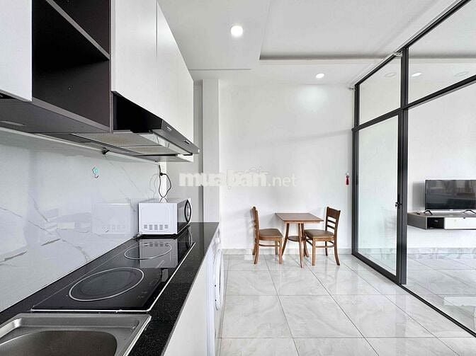 1 PHÒNG NGỦ CỬA SỔ LỚN - 45m2 - MẶT TIỀN NGUYỄN TRÃI - QUẬN 1