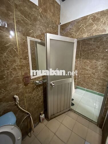 Nhà trọ nguyên căn sát mặt tiền Quang Trung