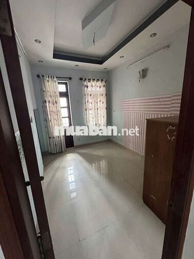 Nhà 7m x 10, lững , 2 lầu , sân thượng, 4pn, 13tr/ tháng