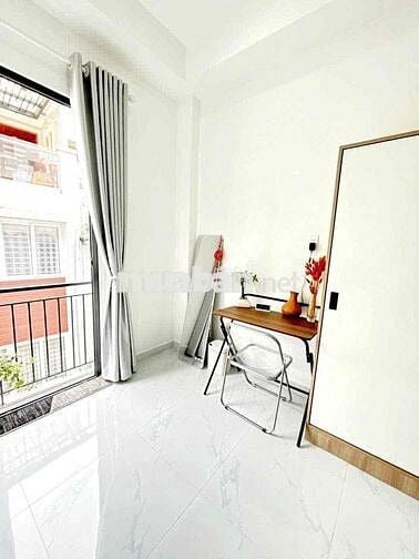 CĂN HỘ CAO CẤP CỬA SỔ RỘNG THOÁNG MÁT - NỘI THẤT MỚI TINH