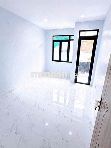 KÈO THƠM NHÀ MỚI 100% – TRUNG TÂM QUẬN 4 ✨ Bán Nhà Hoàng Diệu – Hẻm 1/
