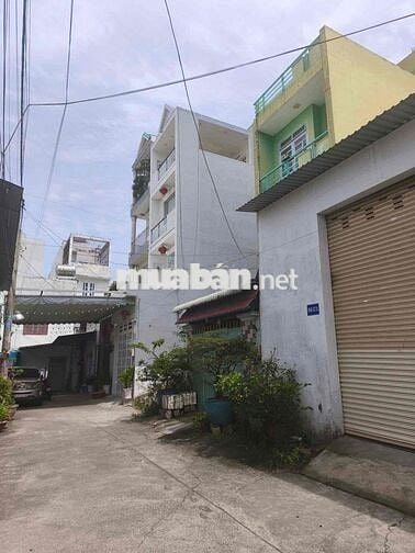 GĐ dư 1 lô đất cần bán, giá 1,69tỷ - 100m2, ở QL50 Quy Đức, BÌNH CHÁNH