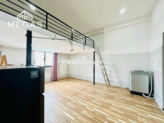 GÁC LỬNG FULL NỘI THẤT RỘNG 45M2 CỬA SỔ TRỜI BAO THOÁNG MÁT SẠCH SẼ