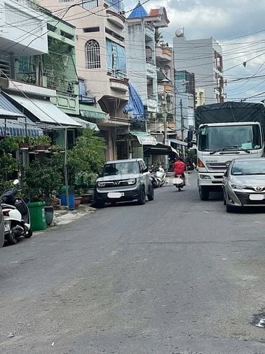 Bán nhà mặt tiền nội bộ – Đường 702 Hồng Bàng, P.1, Quận 11