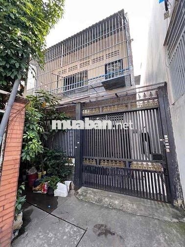 NHÀ C4. 141M2 (6x20 NỞ HẬU). HXH TRƯỚC NHÀ. GẦN ĐH CÔNG NGHIỆP. 60TR/M