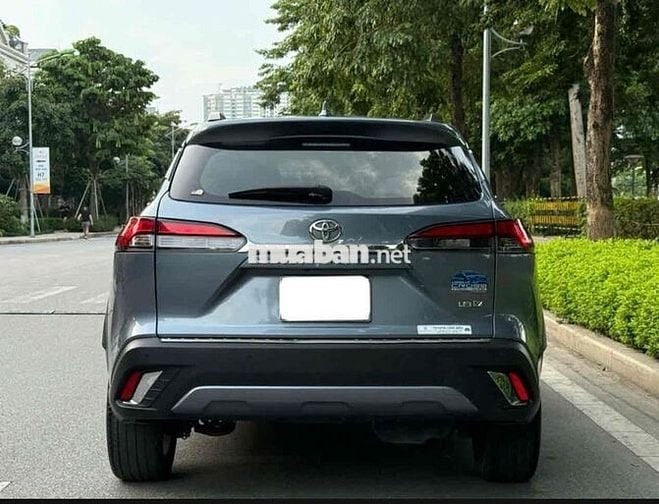 Toyota Corolla Cross  1.8V sc cuối 2020 cực đẹp