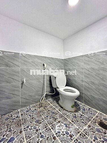 PHÒNG TRỌ CÓ GÁC RỘNG 30M2 FULL NỘI THẤT NGAY MẶT TIỀN TÂN KÌ TÂN QUÝ