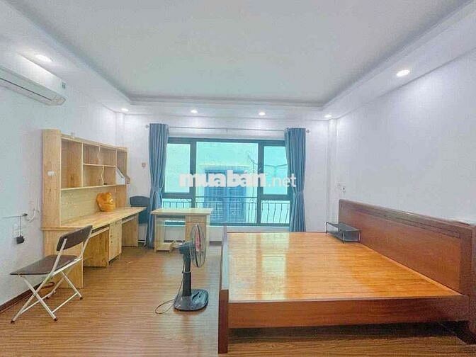 BÁN NHÀ ĐẠI TỪ SÁT HỒ LINH ĐÀM GẦN PHỐ DT: 48m2, MT4,6m, 6 Tầng.