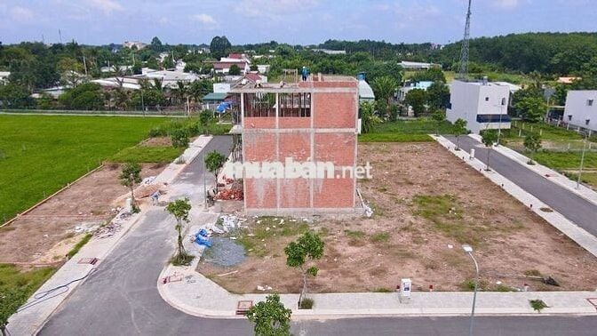 Bán gấp 10 nền đất trong KDC ở  xã Tân Phú Trung giá 1 tỷ 9 sổ sẵn