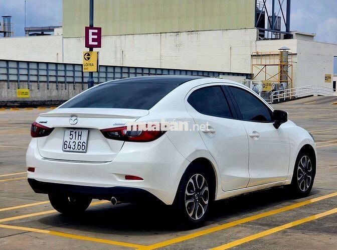 Mazda 2 AT 2017 - 93000 km - Siêu Đẹp