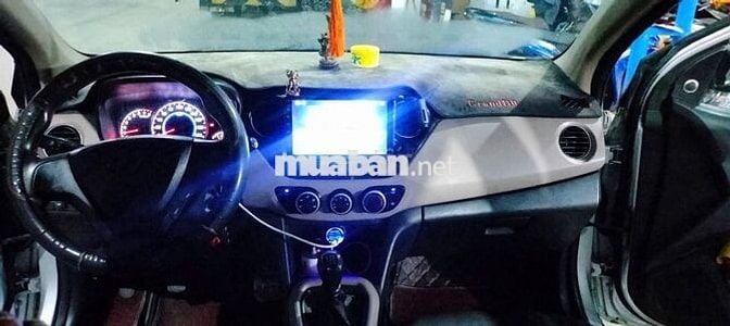 cần bán lại huyndai i10