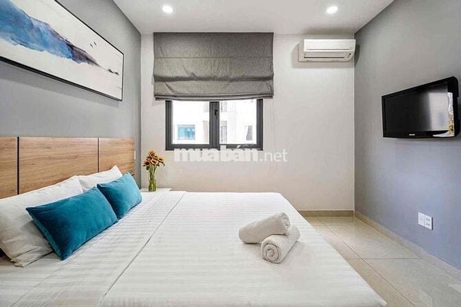 Khai trương căn hộ ban công thoáng full nội thất Trần Hưng Đạo quận 1