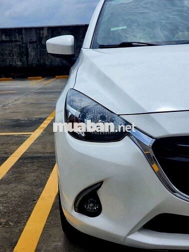 Mazda 2 AT 2017 - 93000 km - Siêu Đẹp