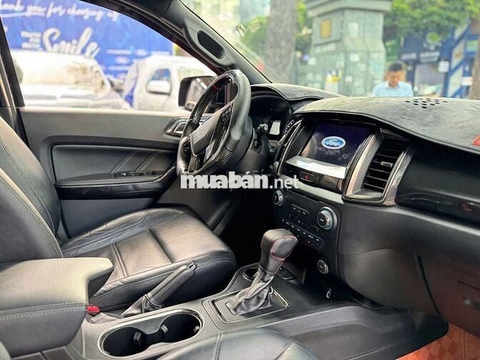 Bán Everest Titanium 4x2 2020 - Odo ít, xe giá tốt