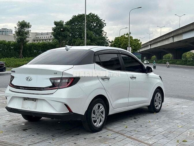 Hyundai Grand i10 2022 số sàn bản đủ bao zin 1 chu