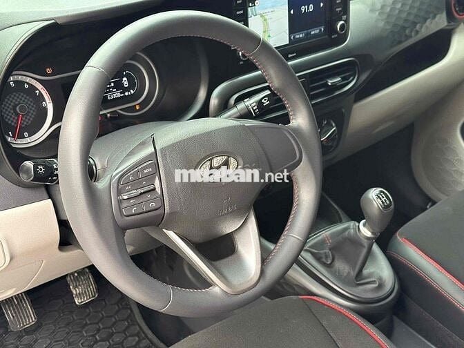 Hyundai Grand i10 2022 số sàn bản đủ bao zin 1 chu