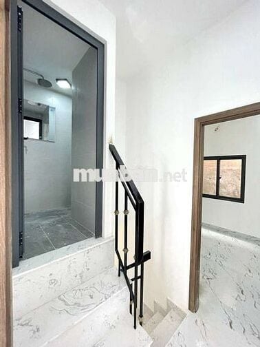 Nhà còn mới khu dân cư Nam Long, phường Tân Thuận(mới)