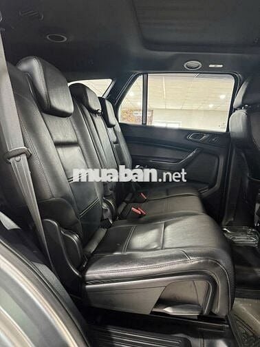 Everest Titanium 4x4 2021 - 102000km- Xe đẹp chuẩn