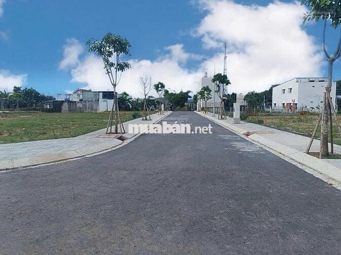 Bán gấp 10 nền đất trong KDC ở  xã Tân Phú Trung giá 1 tỷ 9 sổ sẵn