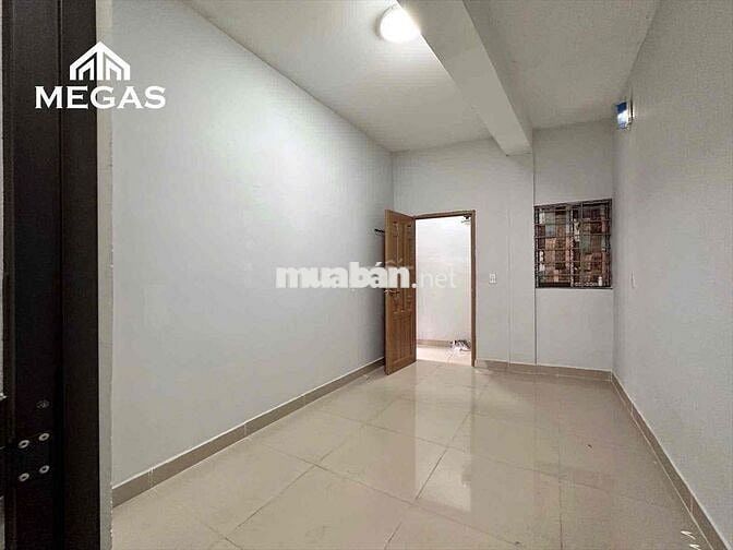 Studio Cửa Sổ Ban Công - Đủ Tiện Nghi_Bảo vệ Hầm xe Thang Máy