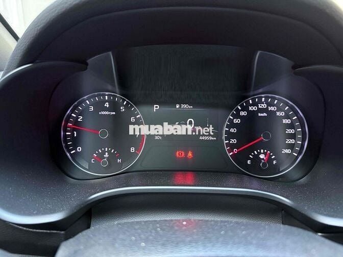 Kia K3 2022 Premium 1.6 AT - 46000 km