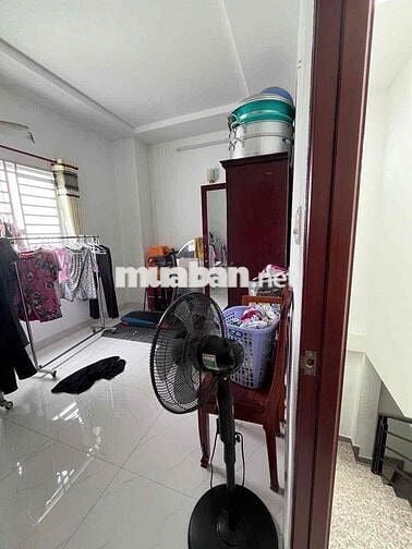 Nhà P.5 Quận 8 gần chợ bùi minh trực