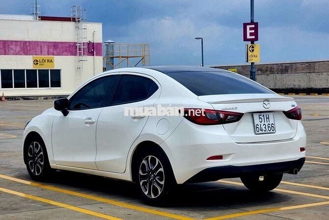 Mazda 2 AT 2017 - 93000 km - Siêu Đẹp