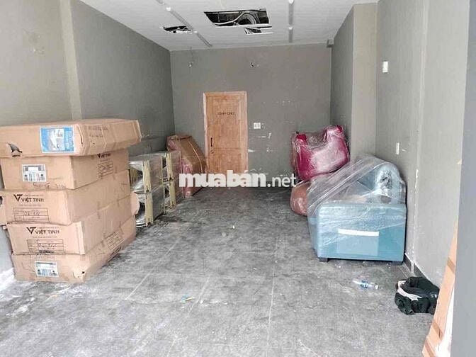 Cho thuê nhà MT 169A Ngô Gia Tự Q10, 4x10m, trệt 2 lầu, giá 33 triệu