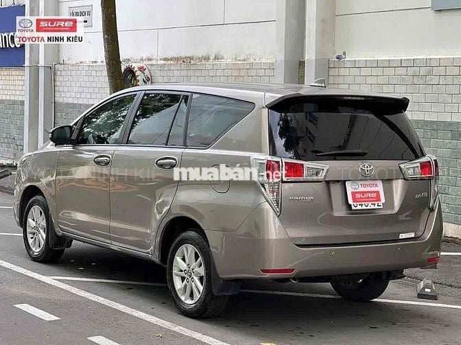 Toyota Innova 2017 2.0E - 145000 km