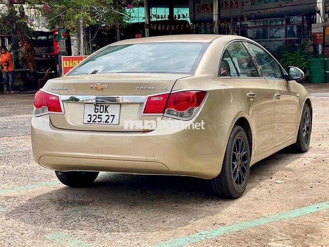 Chevrolet Cruze 2011 LS 1.6 - số sàn zin ko lỗi