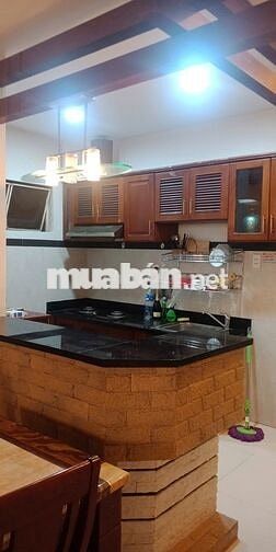 Bán chung cư Ngô Tất Tố, lầu THẤP 77m2