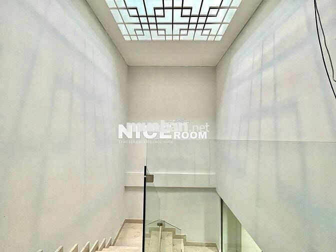 ✨ CĂN HỘ 2 PHÒNG NGỦ - BAN CÔNG 70M² – FULL NỘI THẤT- UNG VĂN KHIÊM ✨