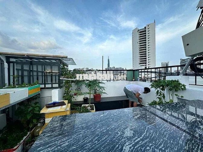 Trọ Thang Máy Sân Thượng Ko Giới Hạn Người Ở Ngay Hàng Xanh