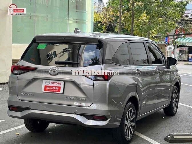 Toyota Avanza Premio 2022 CVT - 62000 km