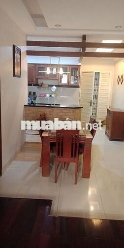 Bán chung cư Ngô Tất Tố, lầu THẤP 77m2