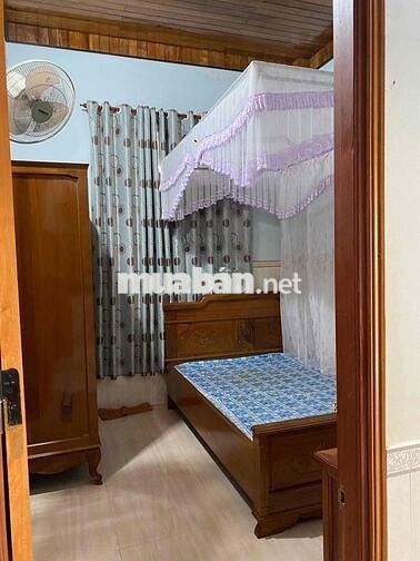 Bán nhà vườn 230 cây sầu riêng 4 năm tuổi, đường nhựa, ô tô vào tận nơ