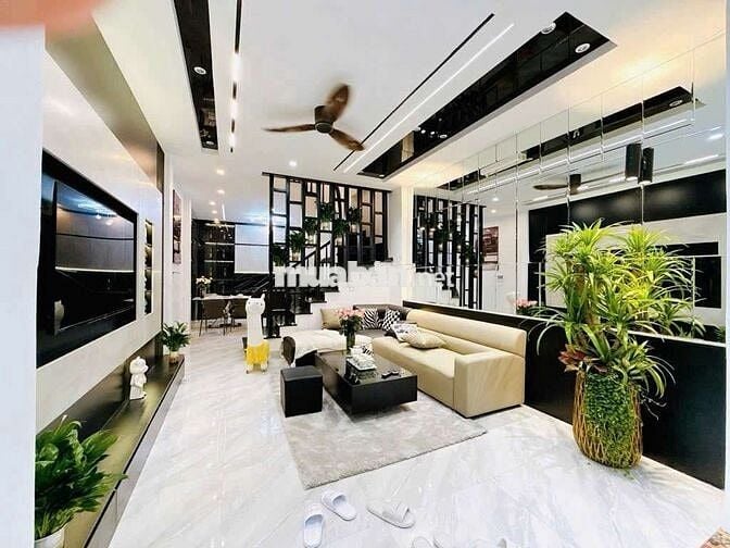 NHỈNH 10 TỶ -OTO ĐỖ CỬA -PHƯƠNG MAI 50M2 x 4T - NGÕ 4M5 -NỘI THẤT 5SAO