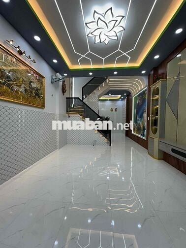 3,95 tỷ, bán nhà 40.8m2- 2 tầng, 2 pn, Bình Trị Đông, Bình Tân