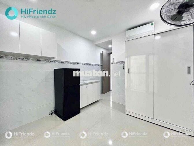 STUDIO CỬA SỔ BANCOL VỪA HOÀN CÔNG NGAY NGÃ 4 HÀNG XANH GẦN HUTECH VLU