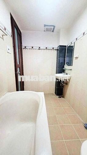 Phòng cao cấp cần người ở an ninh