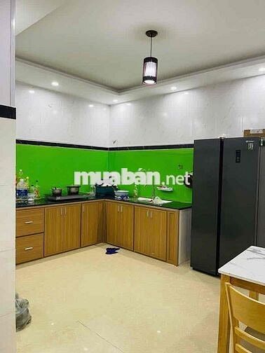 Bán nhà Hoàng Minh Giám Hoà xuân vip