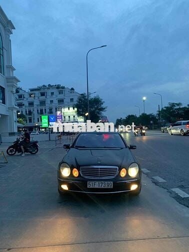 Mercedes Benz E Class 2004 E200 - 168 km
